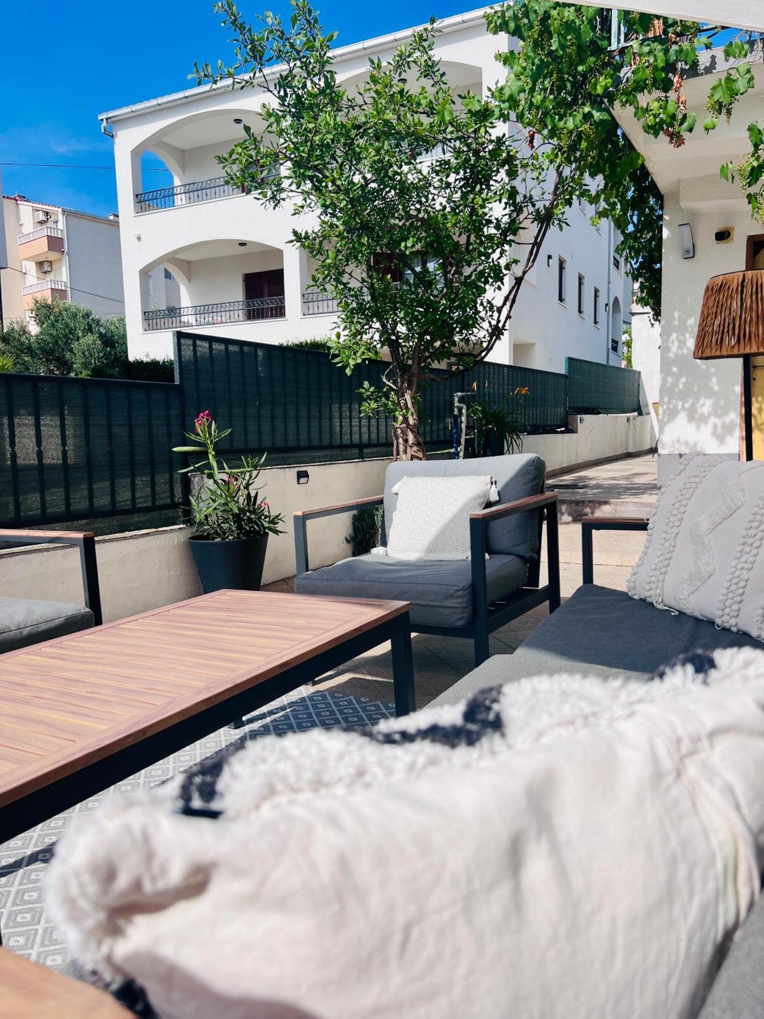 Apartmani-Okrug Gornji-Ciovo Trogir Exterior foto